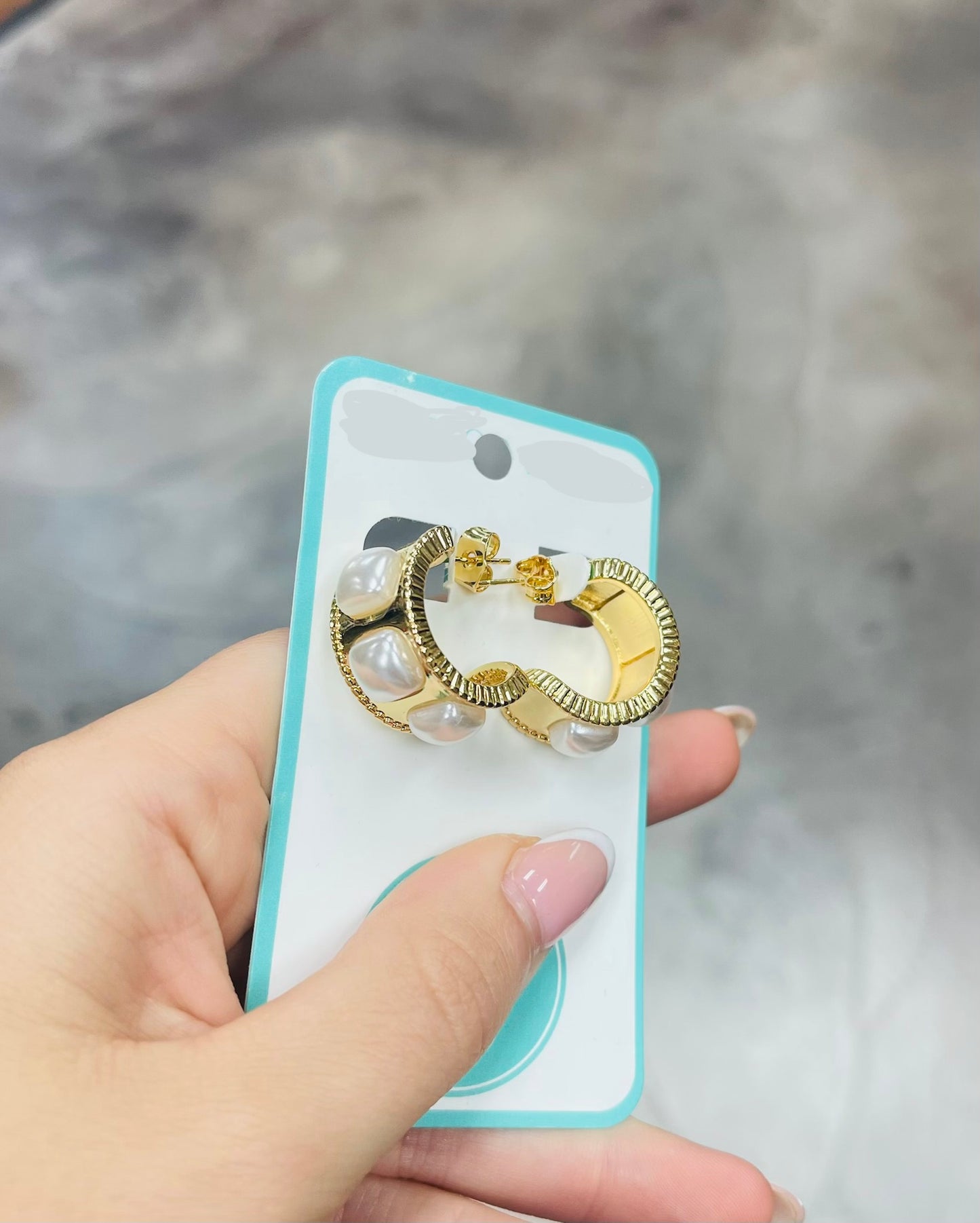Vivian Hoops
