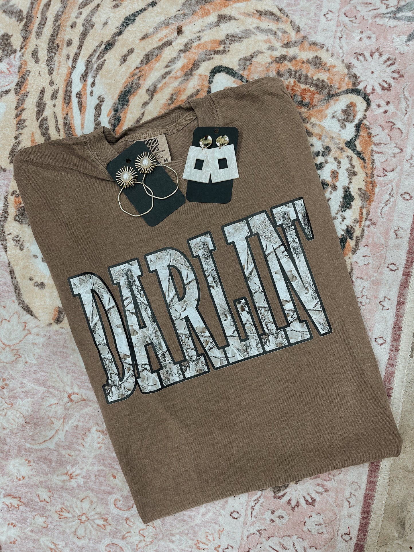 Darlin Tee
