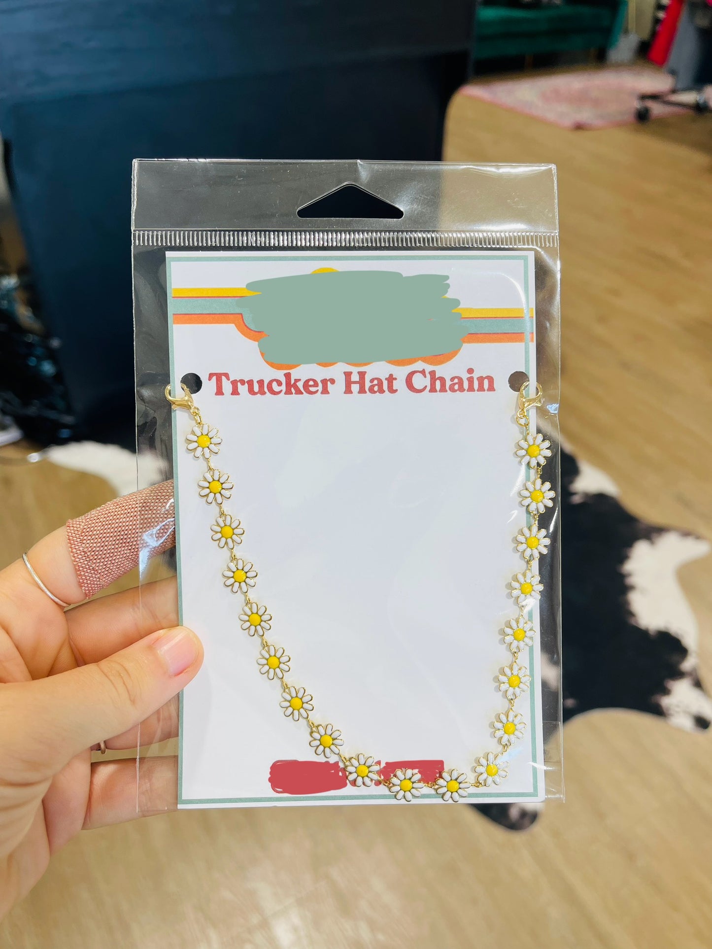 Daisy Trucker Hat Chain